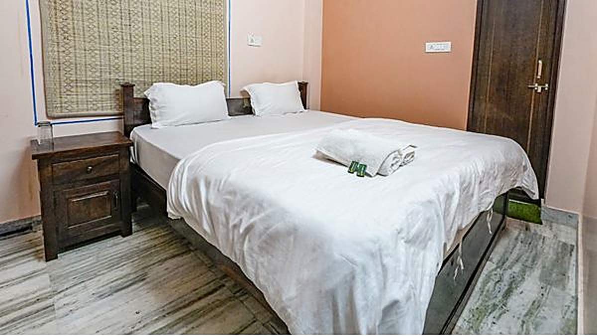 Standard Non-AC Room &mdash; photo 2 at Hotel Bawarri Haveli Jodhpur